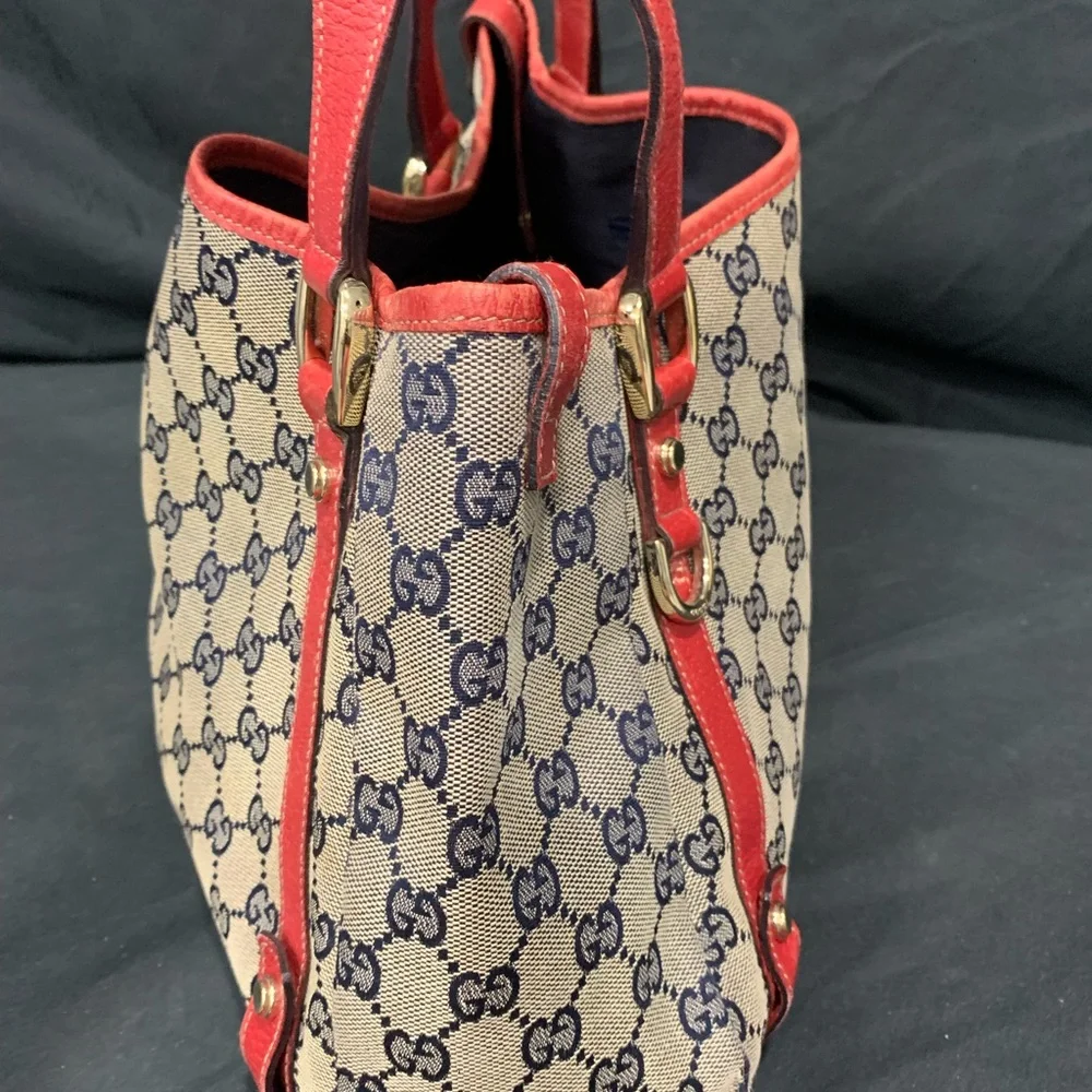 Gucci Red and Brown Shoulder Bag with Monogram Canvas - Picture 2 of 7